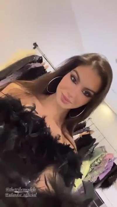 Paula Pérez Sánchez (@paulaswnson) [2022-12-07]