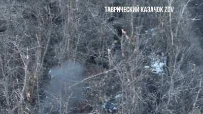 RU pov: RU soldiers storming a UA trench. Close firefight in the trench can be seen. Zaporyzhe region.