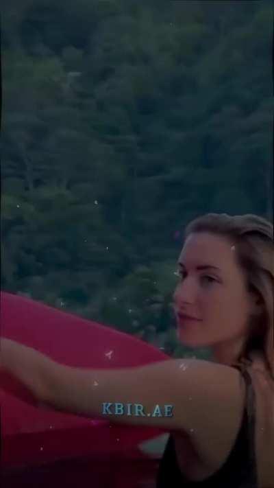 Me bhi acchi chize hi dekhta hu