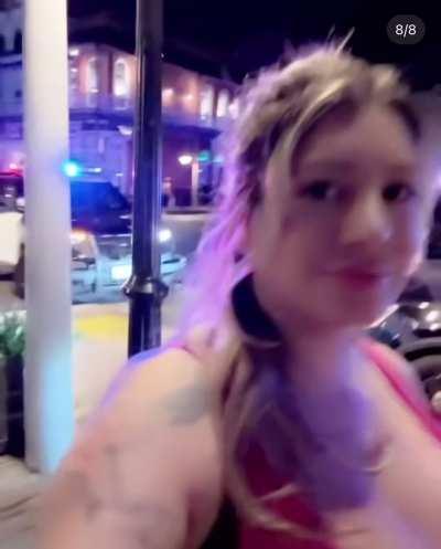 She still loves to flaunt it 😏