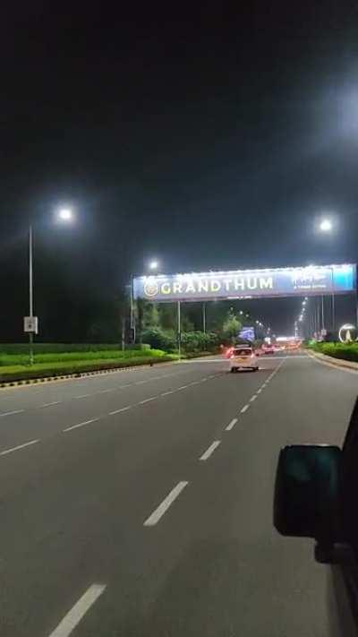 Delhi at night > Anywhere Else