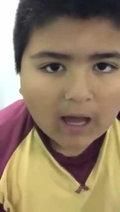 Se acuerdan de esto? Pobre niño