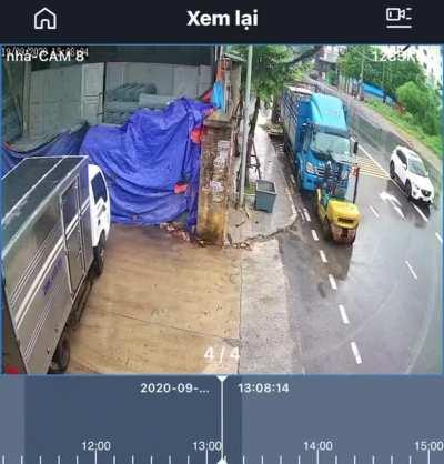 Me delivering my NC stock before the greifers gets to me