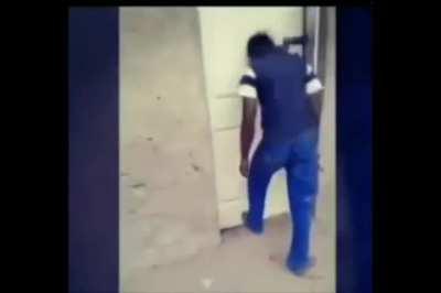 He felt a head but was the best way to enter.