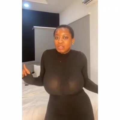 DJDIMPLENIPPLE is a baddie but home training is holding her back.