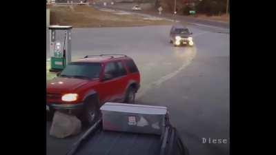 Tum-dee-dum~ What a Drag! 🤦‍♂️