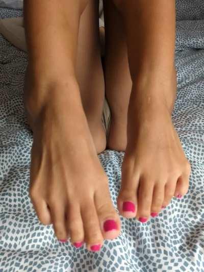 The best way to avoid getting cold feet is to wear two pairs of socks. And then two more, just to be safe.