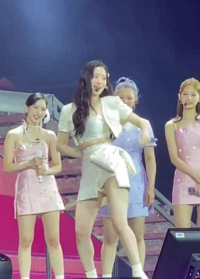 Dubu loves to show off