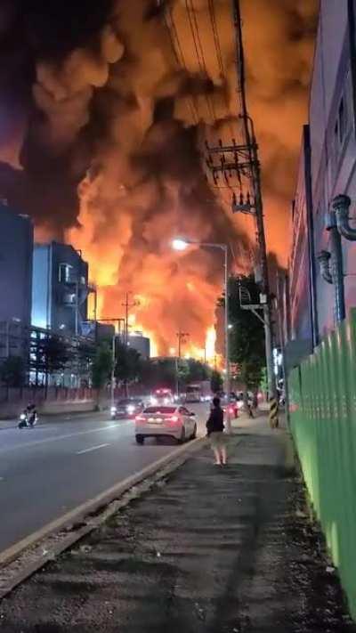 Fire at Polyurethane factory in south korea (unknown date)