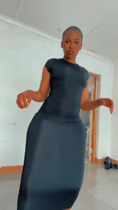 Hey u/gracyprice_ this would be a great profile picture for this sub. 