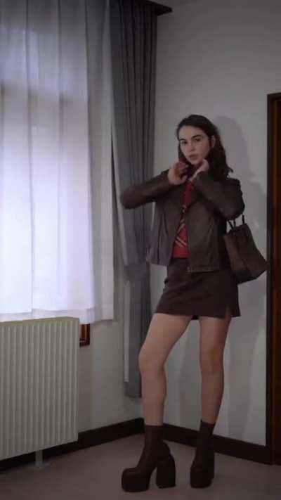 Her Legs are Perfect 🥵🥵🥵