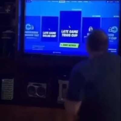 Wtf! Late si nunca hubiese dejado el anime :0