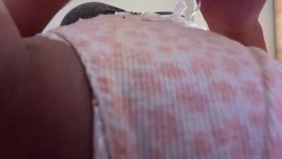 Shrunken man helps the Giantess with the tournament