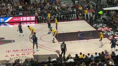 [Highlight] Per mid-game report, Rudy Gobert says he and Karl Anthony-Towns have bonded over their love of anime