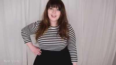 Newness: Dancing, Dancing nekkid, and getting myself off. 💕 I mean, there’s a cute storyline too, but that’s really the gist of it.