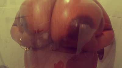 Come fuck my titties in the shower zaddy 🧼🚿😈