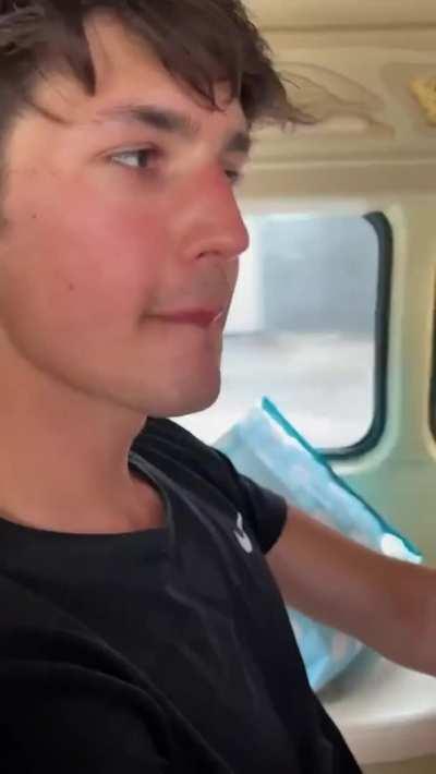 [Discord strokeofthepen#8112] Riding the bus just got more interesting. Bi+/mic+/cam+