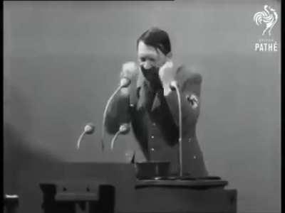 Mustache Man likes Thug Shakers