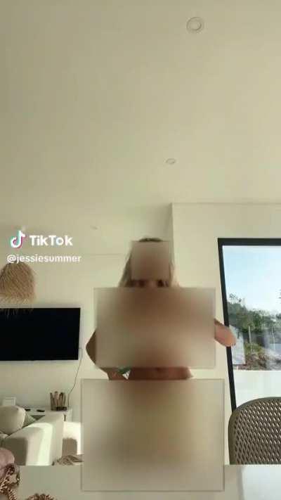 Gooning to tiktok thots again ?