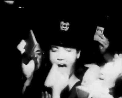 Elvis Presley arriving at the Columbia Inn Motel in Kalama, Washington, September 4, 1962.