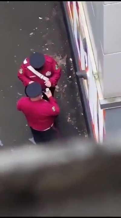 Sure didn't King Billy himself go into battle with a few keys of coke up his nose?