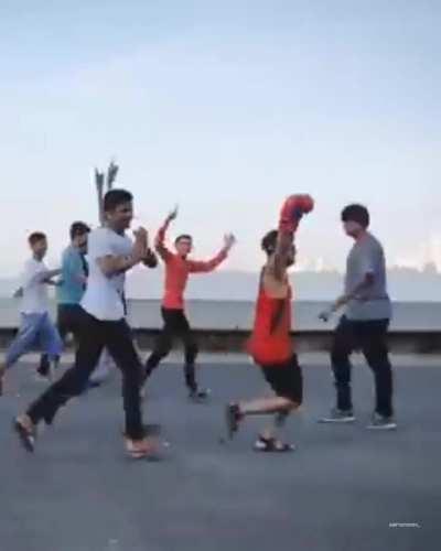 Ab Dudh Pina hai, Pani bahut pi liya....