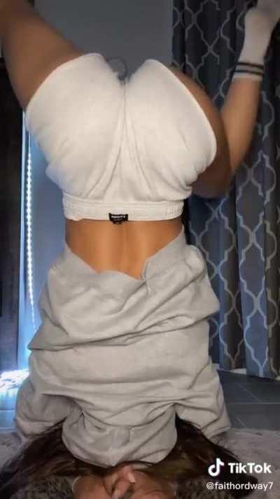 🍑 upside down 🙃 