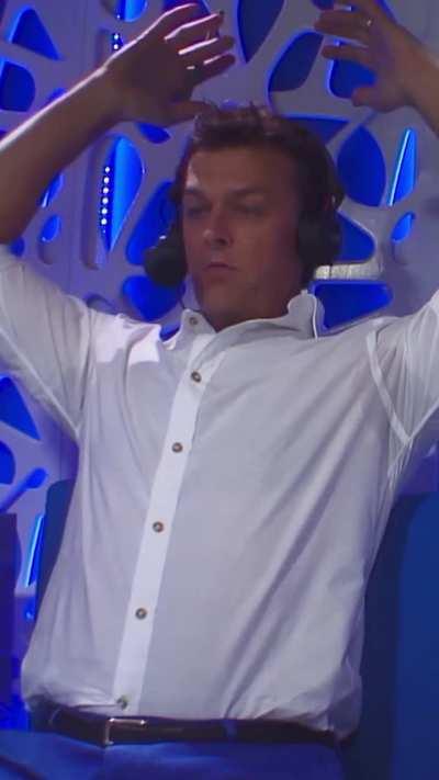 Rare occasion when Maxie got zoned out.!!