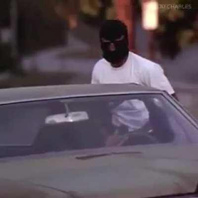 Agent slaat Tom Van Grieken ( Design Bastard Remix )