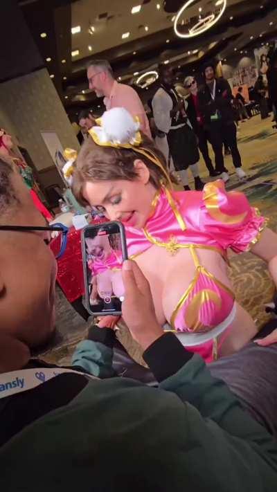 Loved meeting everyone at Kimochii Con! Everyone there was so nice to me and made me feel so special! 🥰