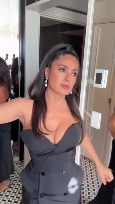 Glam details - Caring for Women - IG Reels (2025)