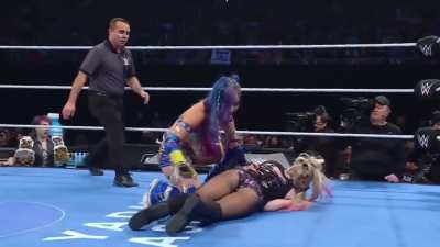 On WWE SmackDown 12/5/25 - Alexa Bliss having a rough night against Kairi Sane