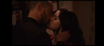 Selena gomez kiss 💋 