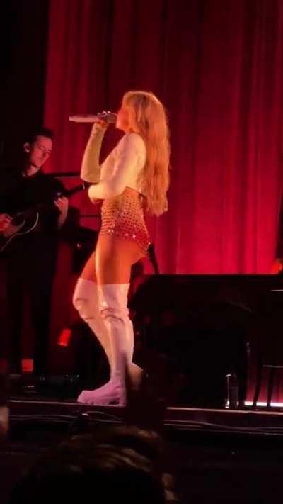 She looked incredible today!