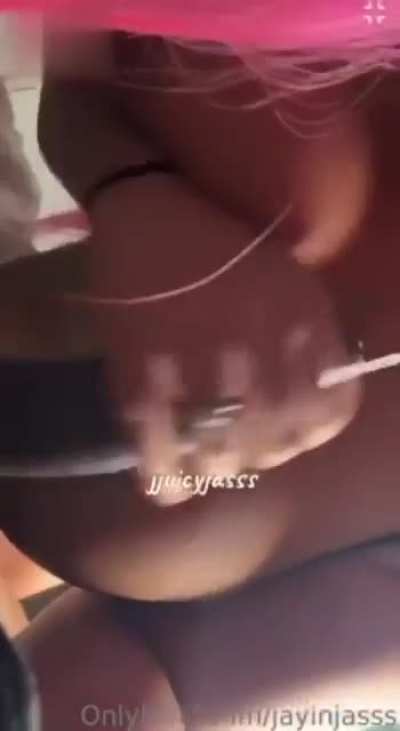 Eye contacts matters