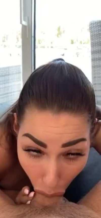 Hot Amateur Big Dick Blowjob Camgirl Eye Contact