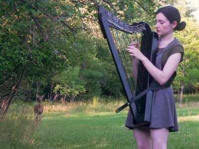 Испугать козу.