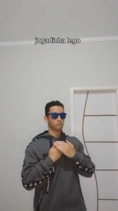 Jogadinha de Lego... é isso😎