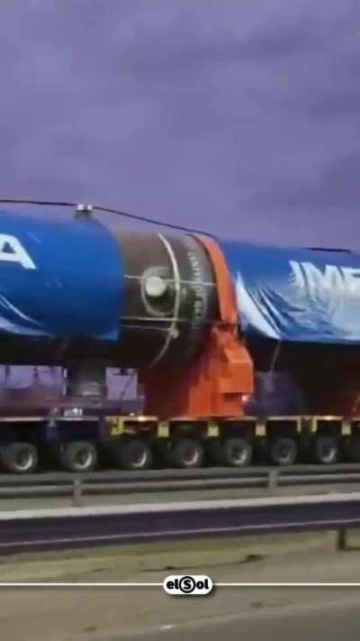 450 toneladas por ruta: está llegando a Mendoza un reactor para eliminar azufre de los combustibles, fabricado por IMPSA para YPF