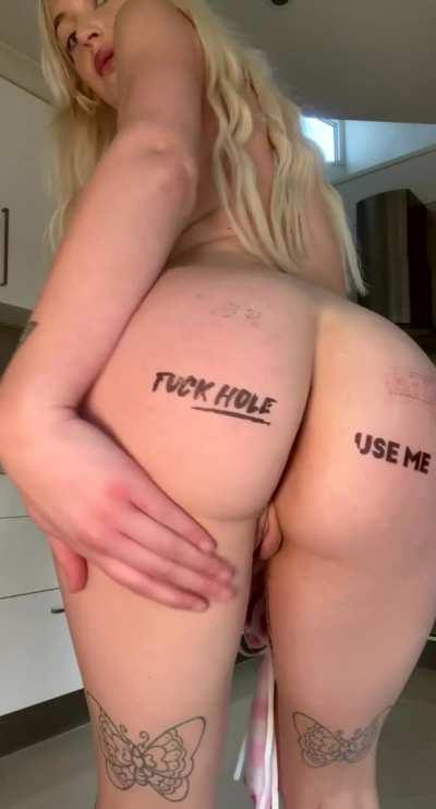 read between my cheeks