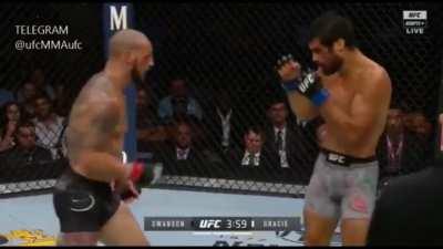 Ate brutal body shots the whole fight and never took a step back