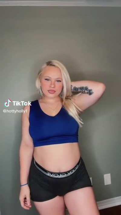 do you like bouncy ass like mine? hottyholly1