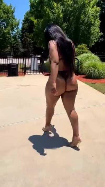 So You Guys Voted Shamayne shay Won the polls New Video coming soon well deserved 🍑