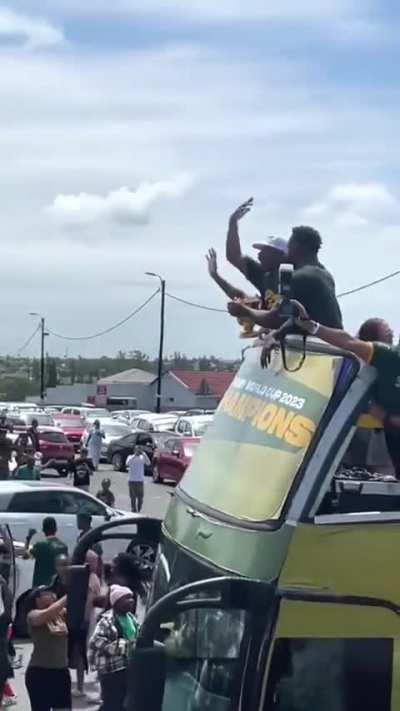 South Africans know how to party. 