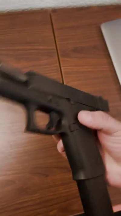 By demand from my last video Glock OEM Double Stack 33rd mag modified to fit and run in a 43x , yes it locks back and functions as it’s supposed to just like the 15rd from my first video