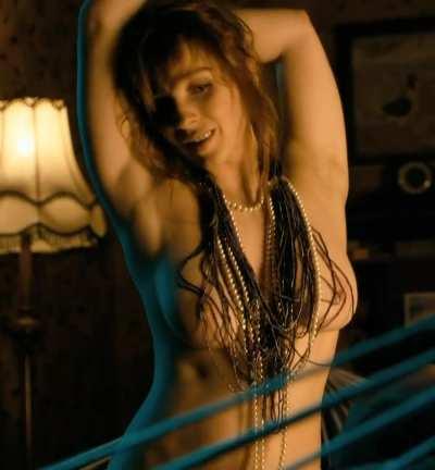 Vica karekes riding.