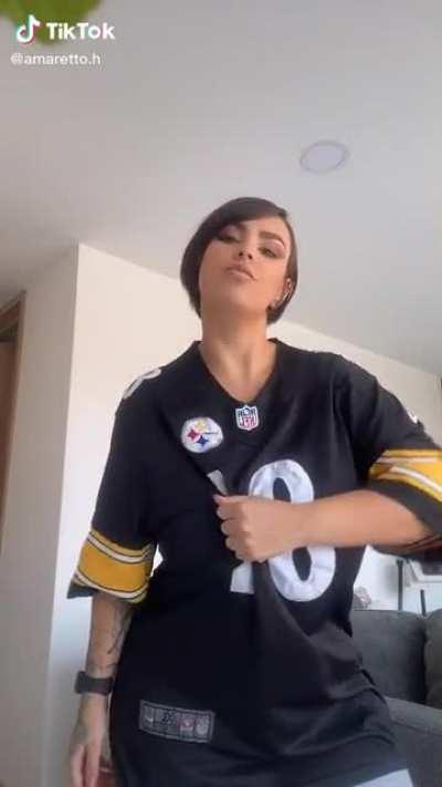 Yes please! 🤤: Amaretto.h