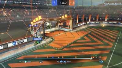 This is champion 1 footage btw, absolute clown show