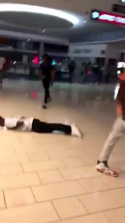 Mall brawl with an unnecessary stomp
