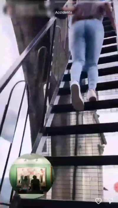 Otra vez la profe de ingles del valle 🥵 qlote como lo enseña 🤤 esta como para romperle el ogt jajaj